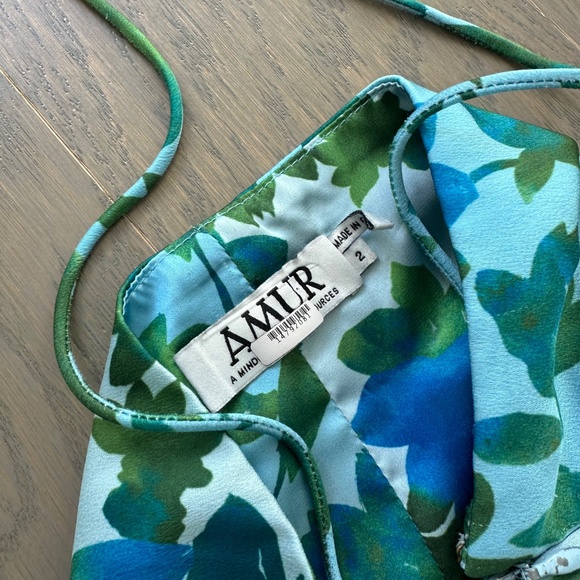 AMUR Edie High Low Tie Neck Gown in Cerulean Blue Lotus Block Print  - SIZE 2 - Picture 4 of 15